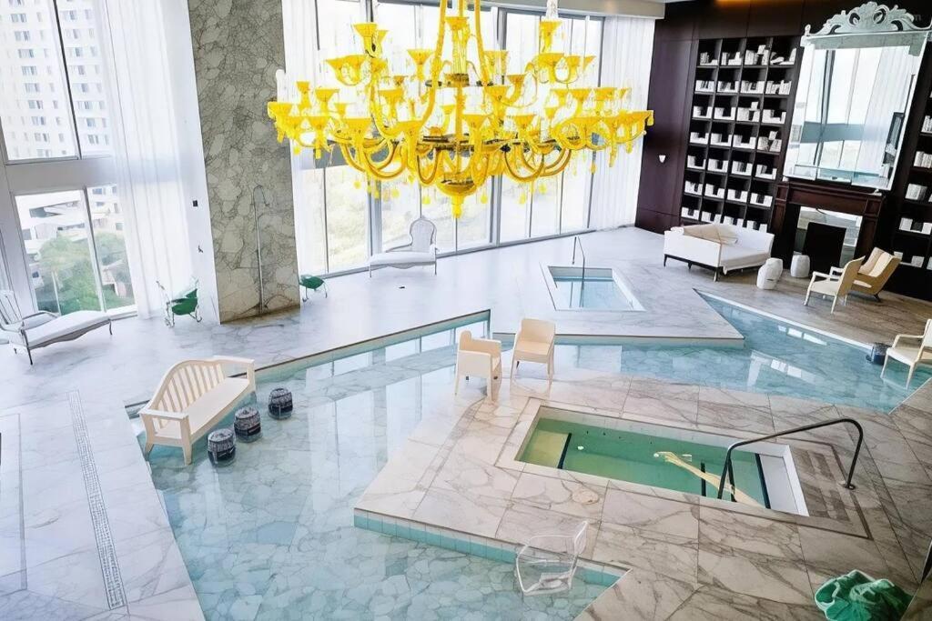 W Hotel Luxury High Rise Μαϊάμι Εξωτερικό φωτογραφία