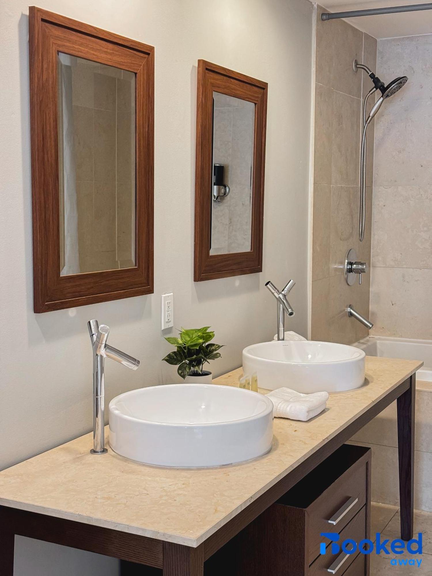 W Hotel Luxury High Rise Μαϊάμι Εξωτερικό φωτογραφία
